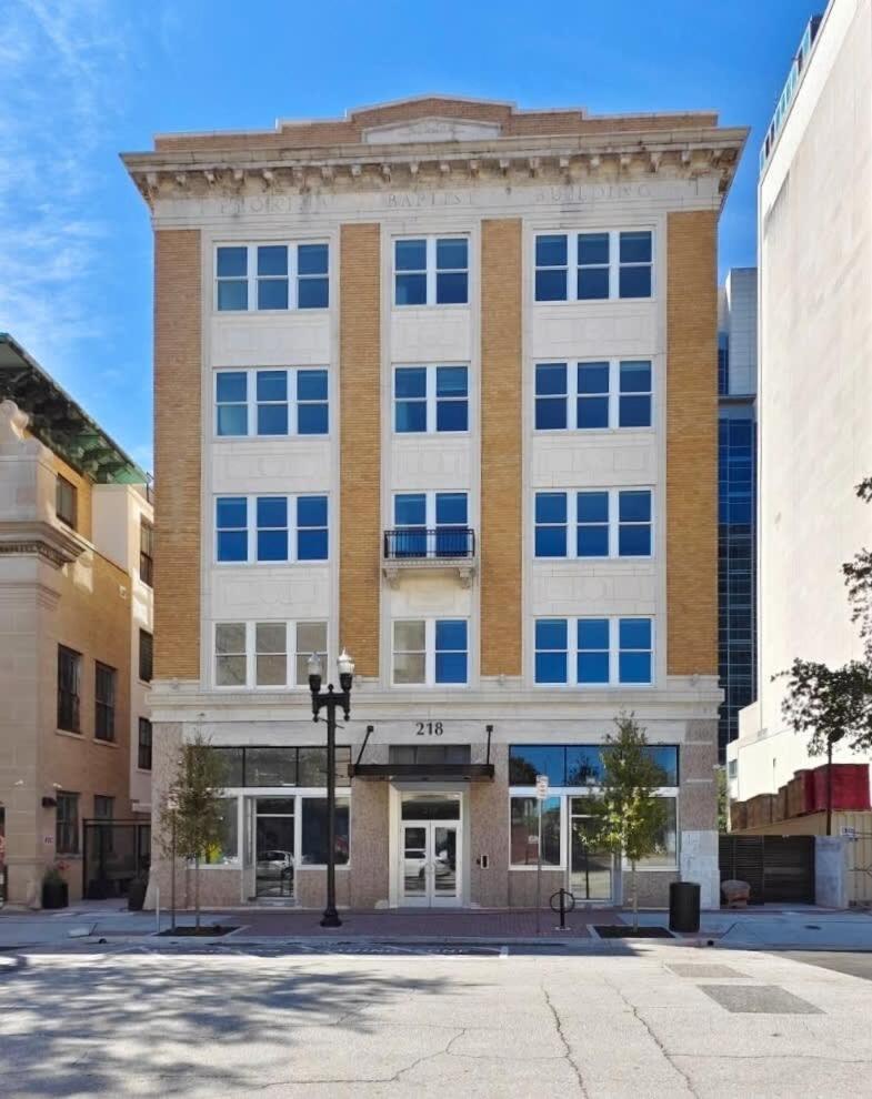 Fun Cozy Apts - 1 25 Mile Walk To Tiaa Bnk Fld جاكسونفيل المظهر الخارجي الصورة